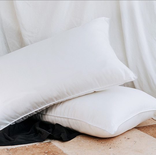 Sensitiva Polyester Microfibre Pillow