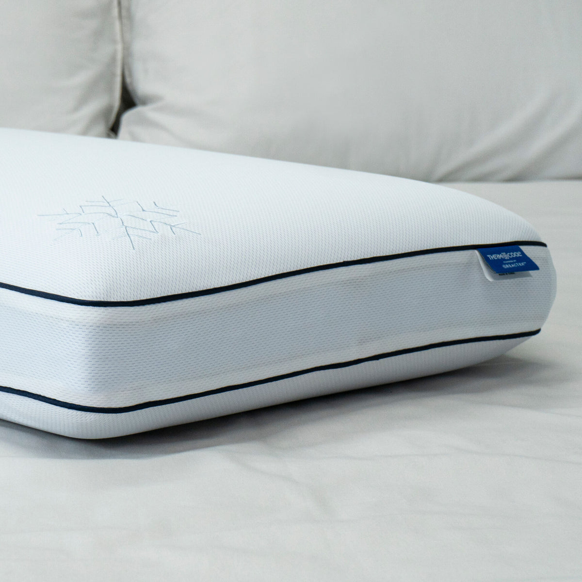 Thermocool Side Sleeper Pillow by Protect-a-bed