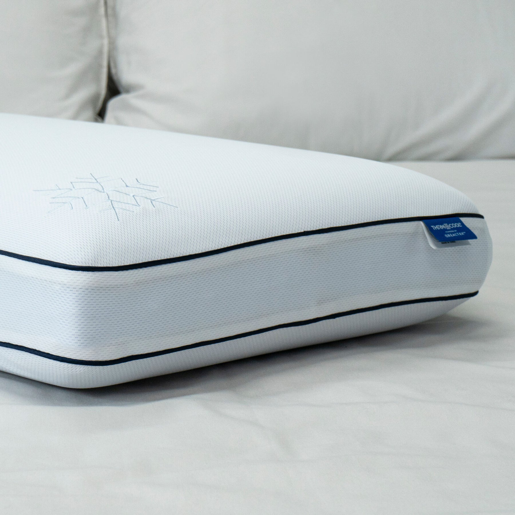 Thermocool Side Sleeper Pillow by Protect-a-bed